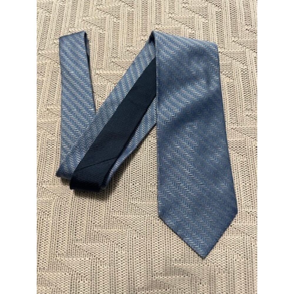 Tommy Hilfiger blue herringbone silk tie